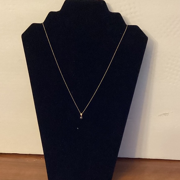 14k necklace with a 14k real pearl pendant